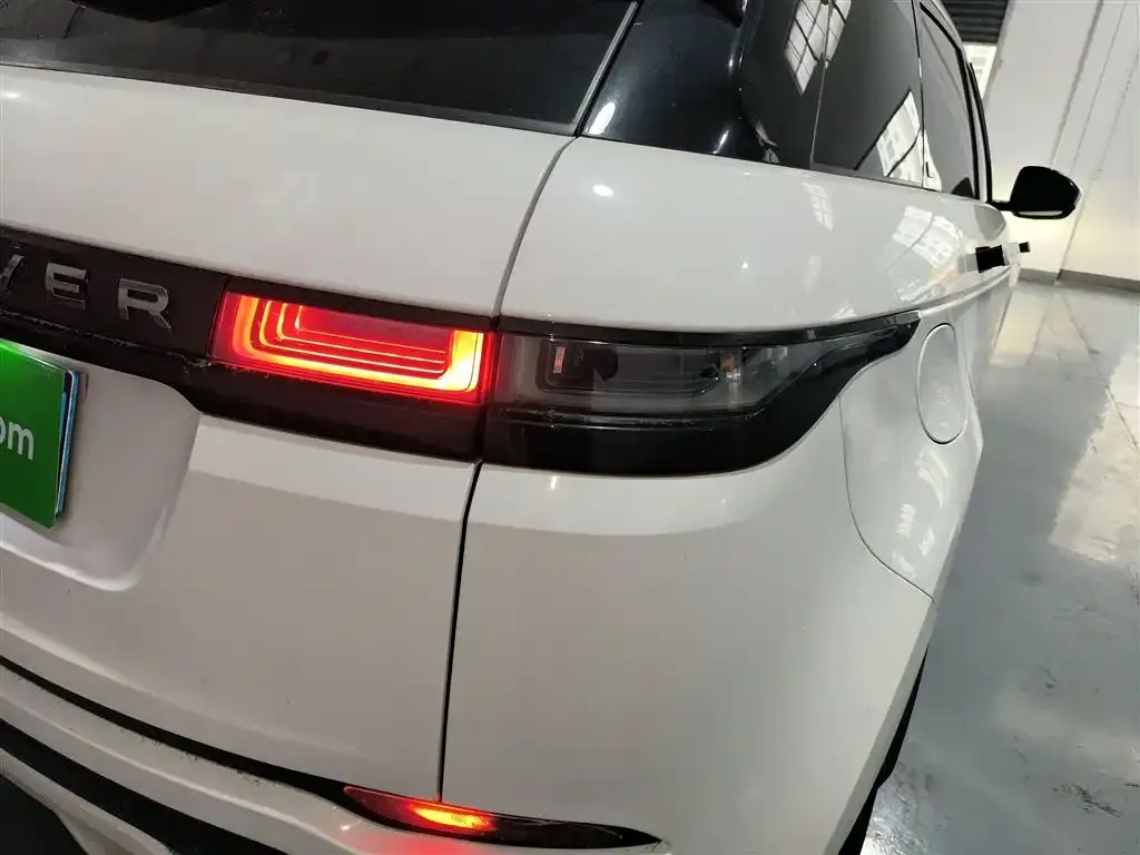 Land Rover Evoque — фото 8