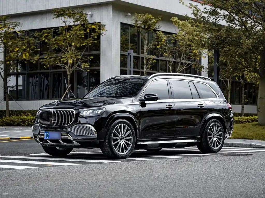 Mercedes-Benz GLS — фото 1