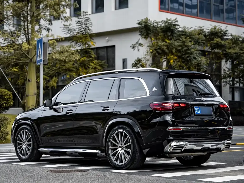 Mercedes-Benz GLS — фото 4