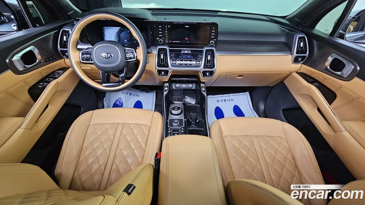 Kia Sorento — фото 7