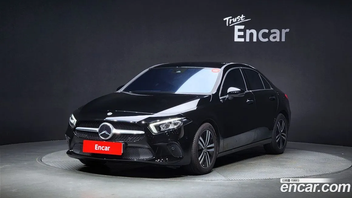Mercedes-Benz A-Class — фото 1