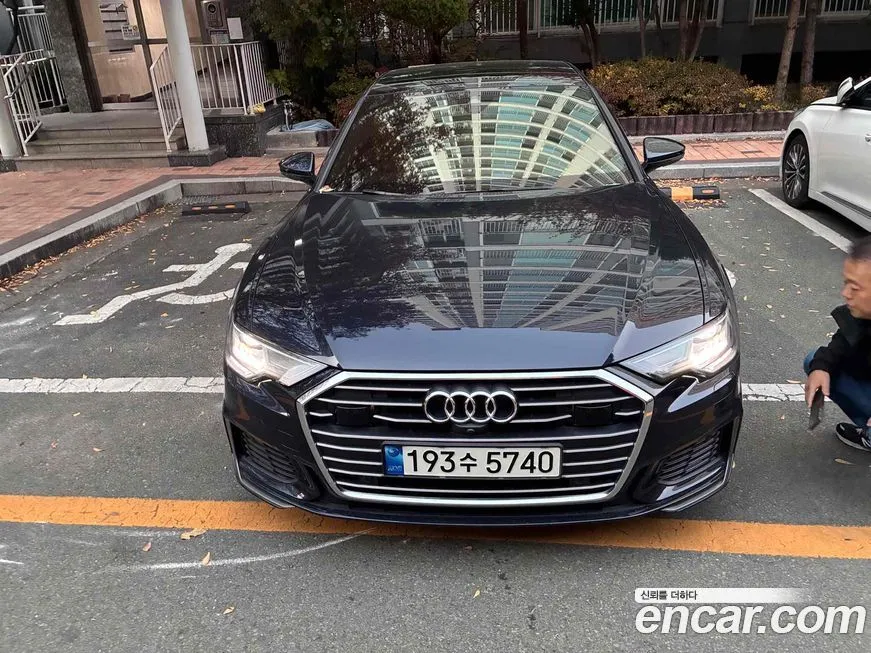 Audi A6 — фото 1