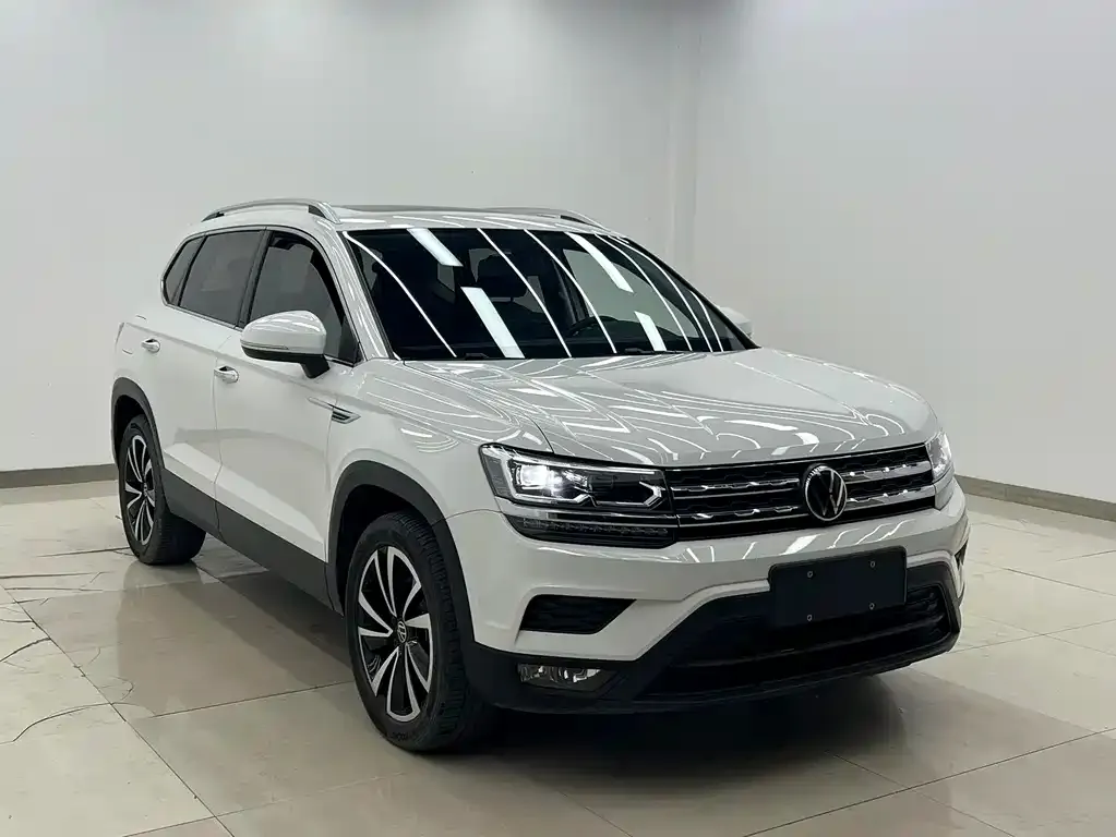 Volkswagen Tharu — фото 3