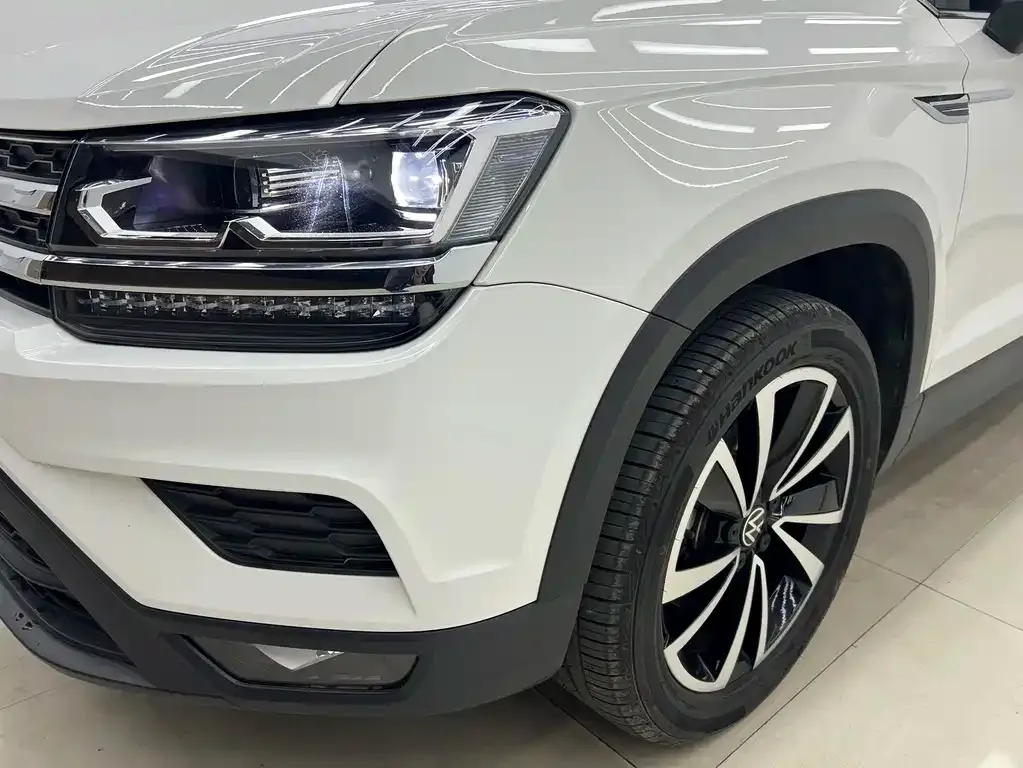 Volkswagen Tharu — фото 4