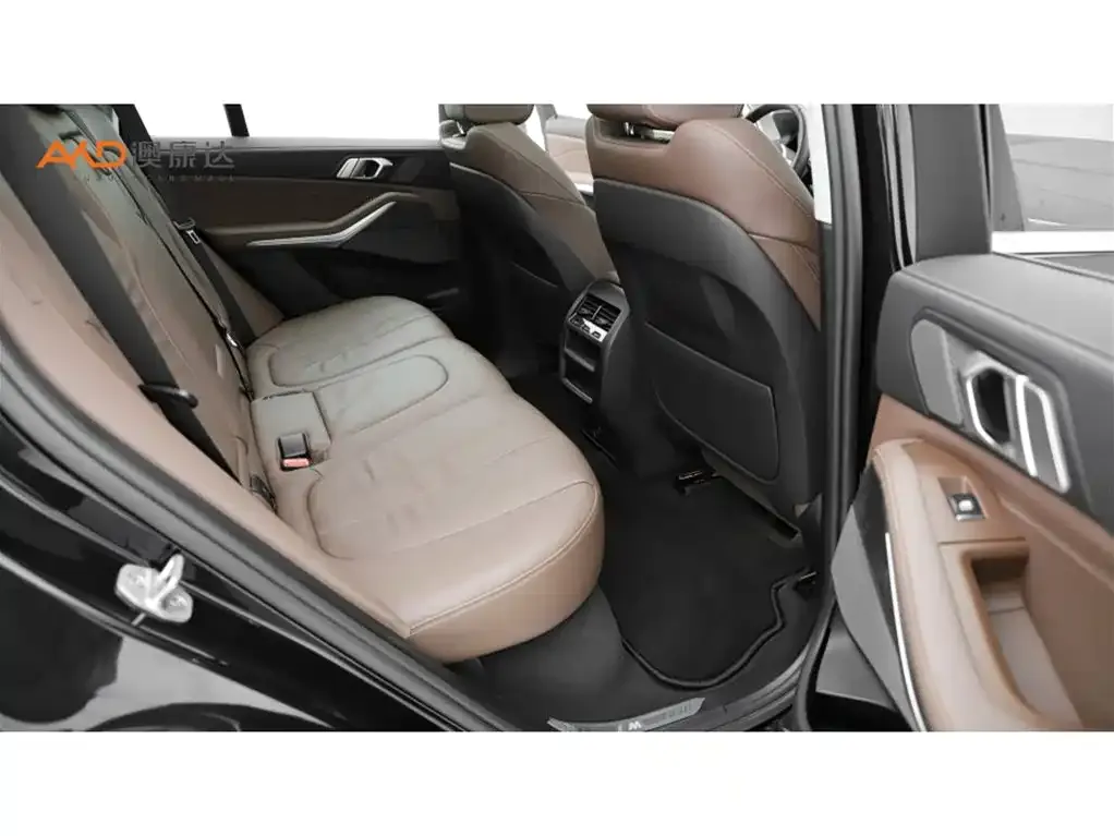 BMW X5 (Import) — фото 8