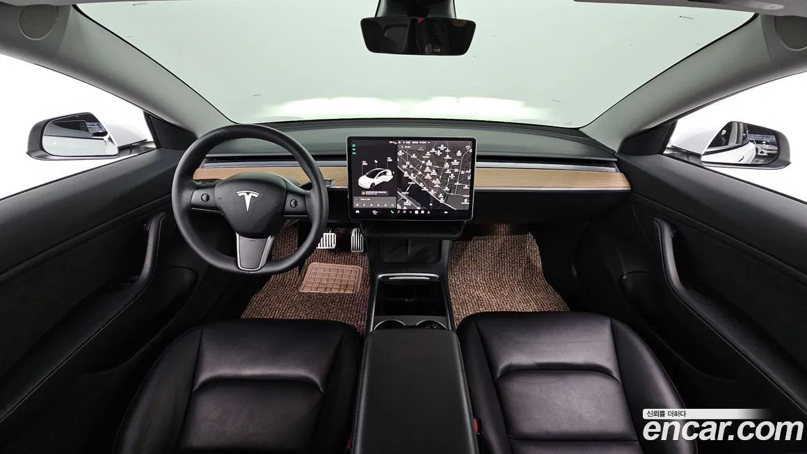 Tesla Model 3 — фото 7