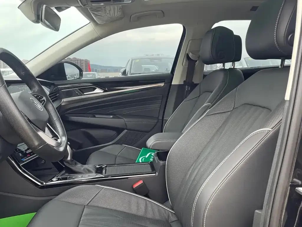 Volkswagen Passat — фото 4