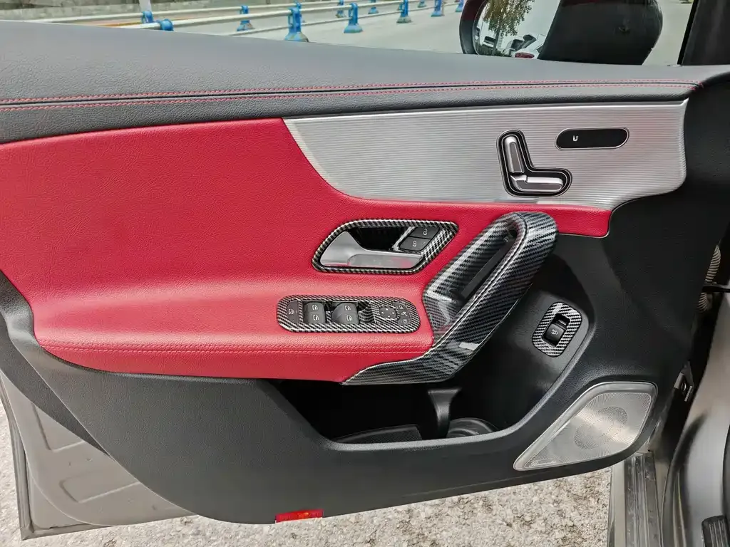 Mercedes-Benz A-Class AMG — фото 4