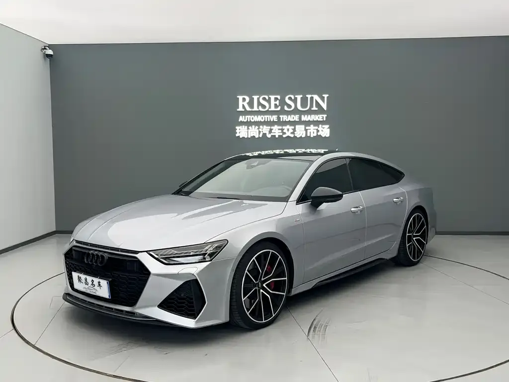 Audi A7 — фото 1