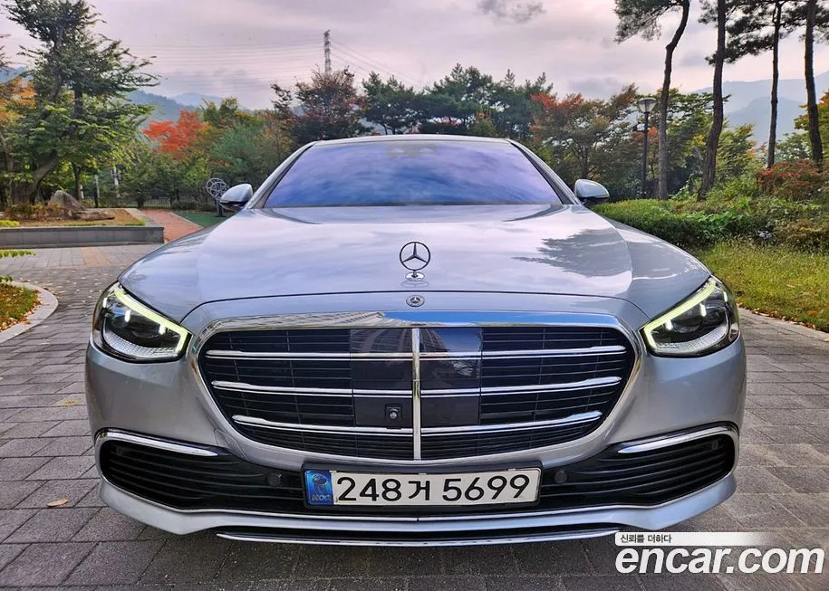 Mercedes-Benz S-Class — фото 1
