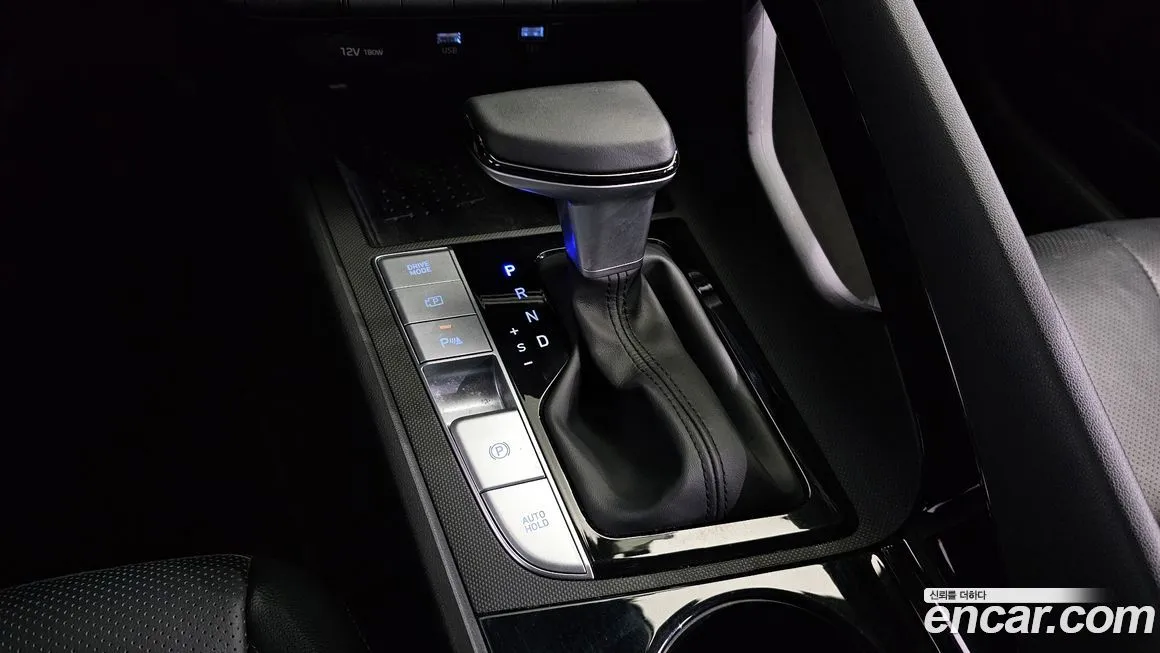 Hyundai AVANTE — фото 9