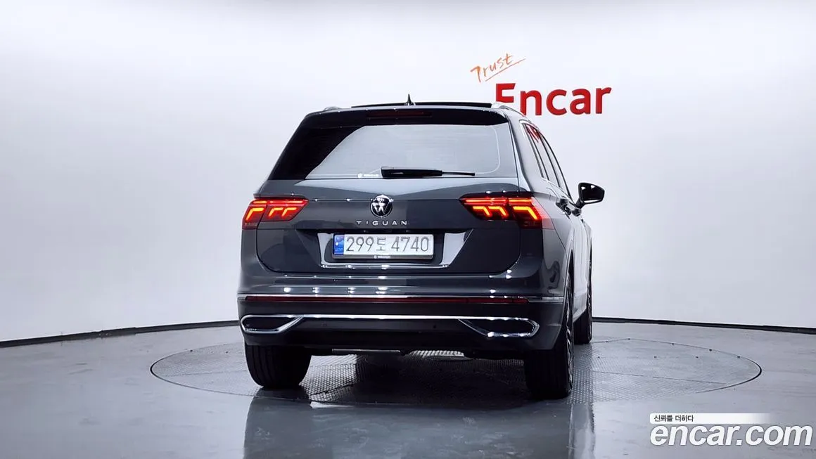 Volkswagen Tiguan — фото 4