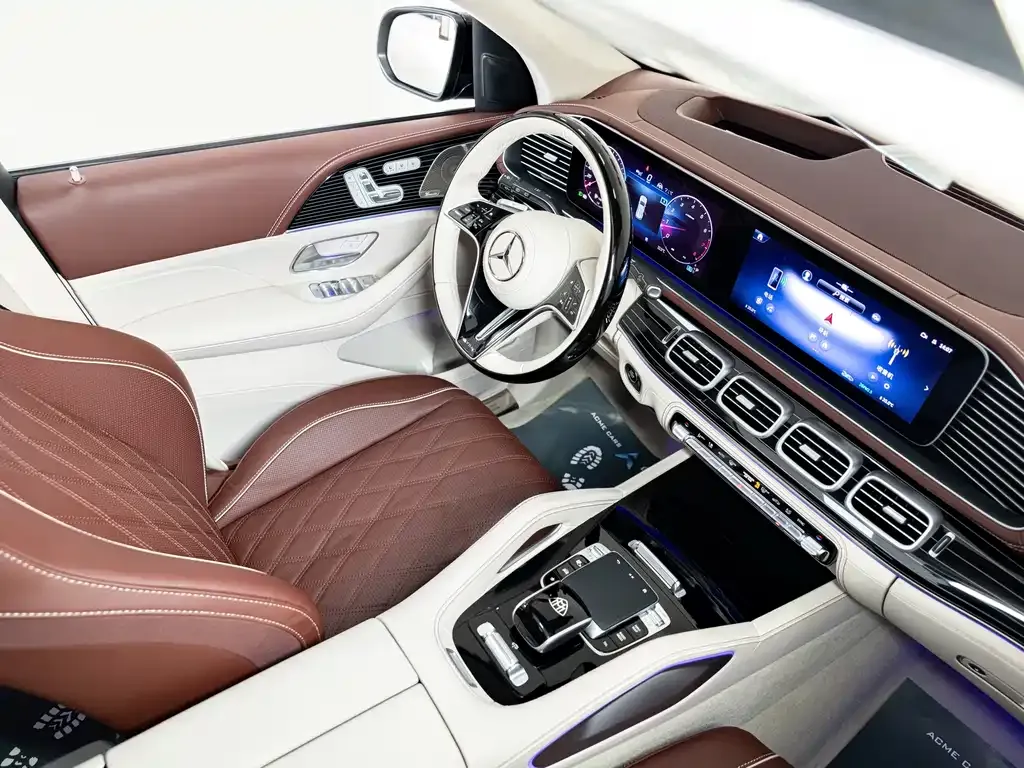 Mercedes-Benz GLS — фото 6