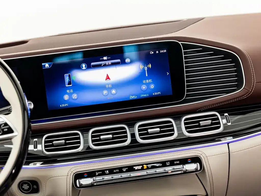Mercedes-Benz GLS — фото 9