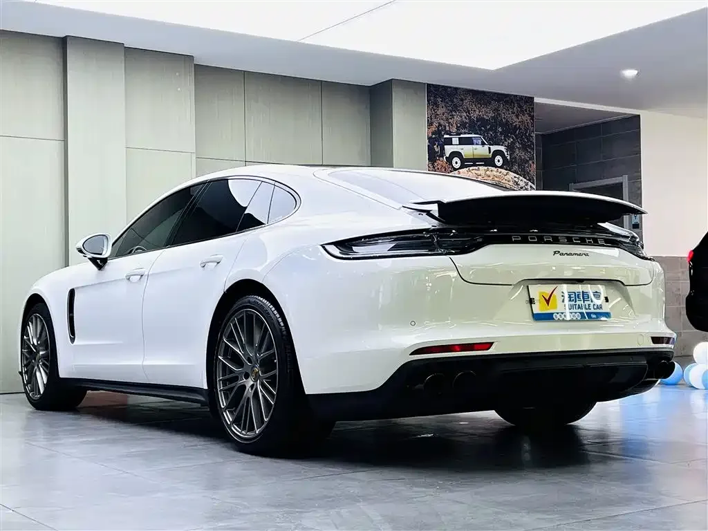 Porsche Panamera — фото 5