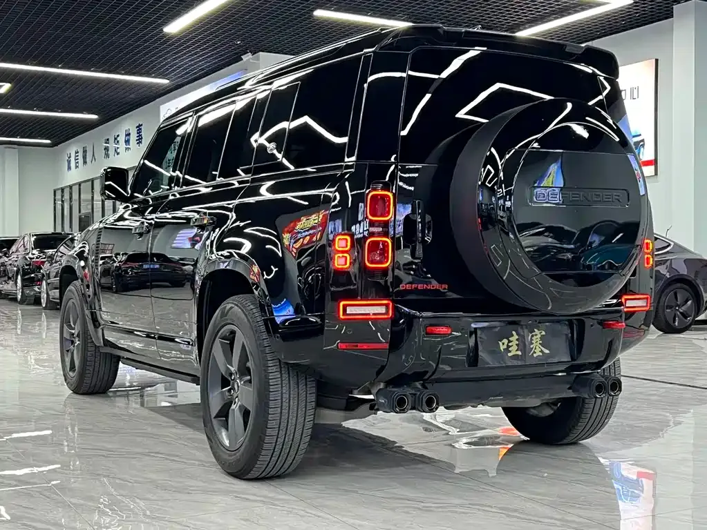 Land Rover Defender — фото 2