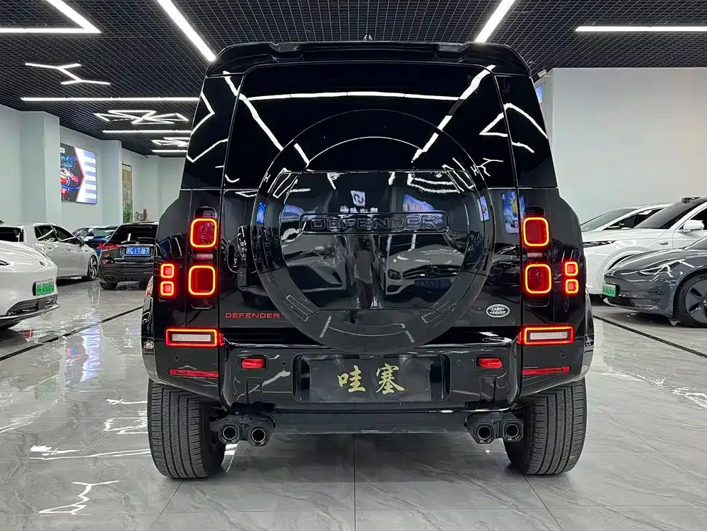 Land Rover Defender — фото 4