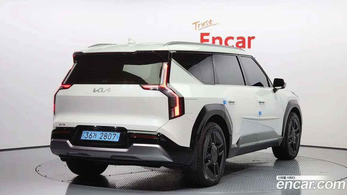 Kia EV9 — фото 2