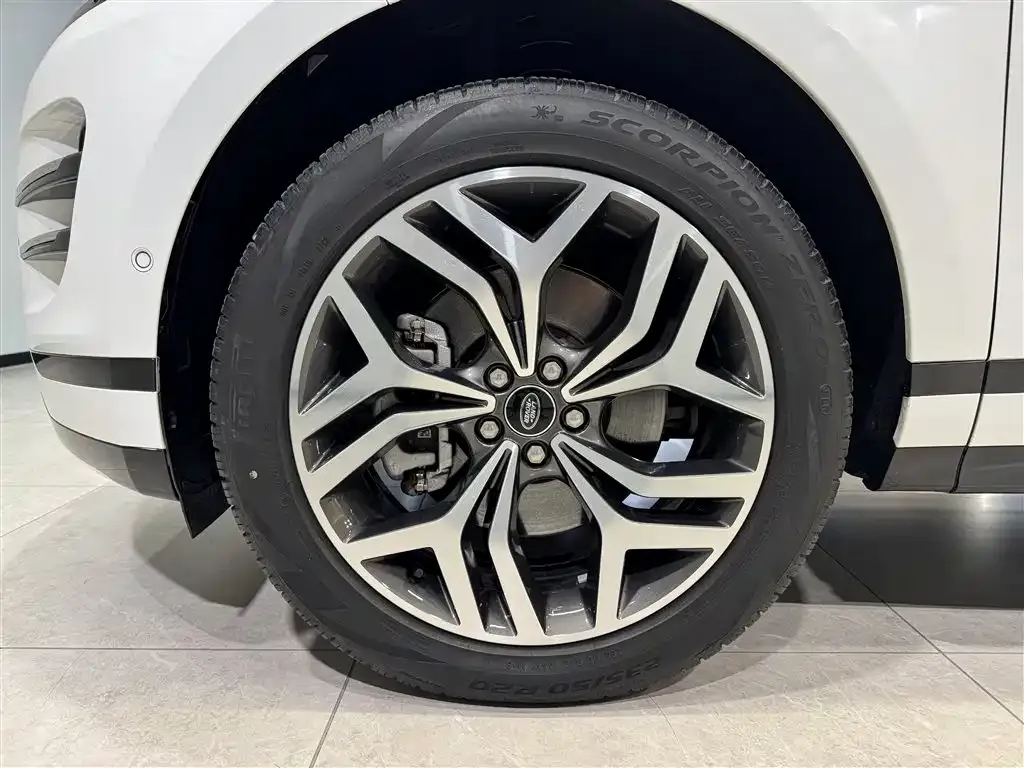 Land Rover Evoque — фото 10