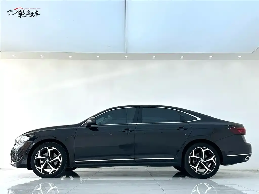 Volkswagen Passat — фото 4