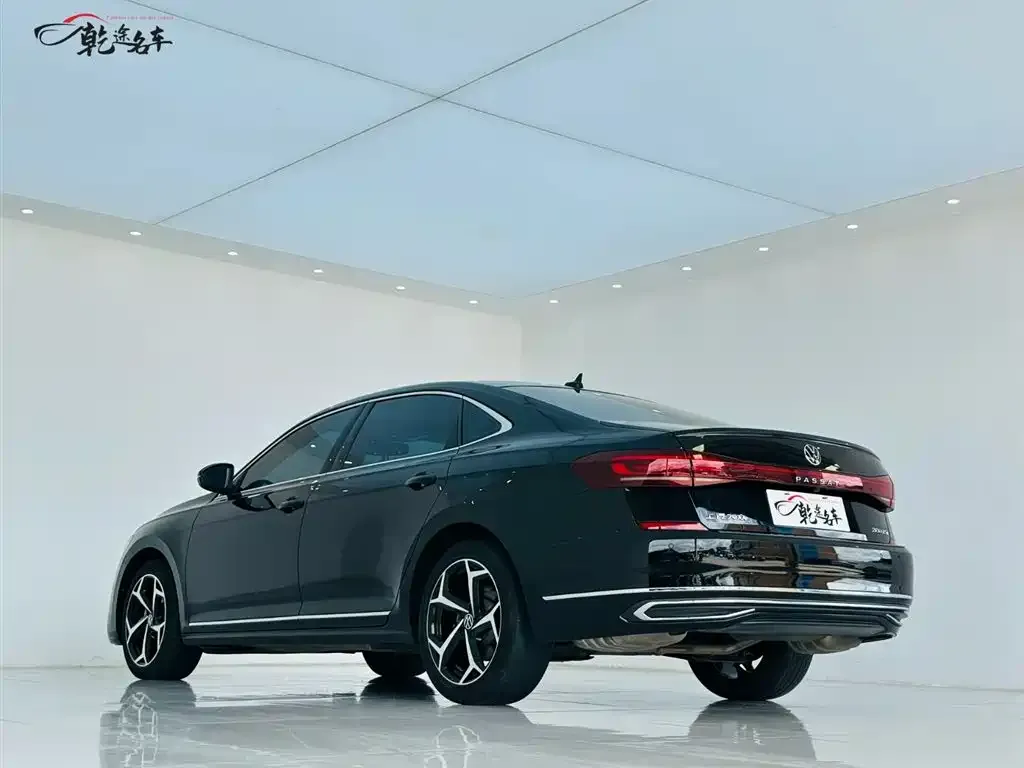 Volkswagen Passat — фото 5