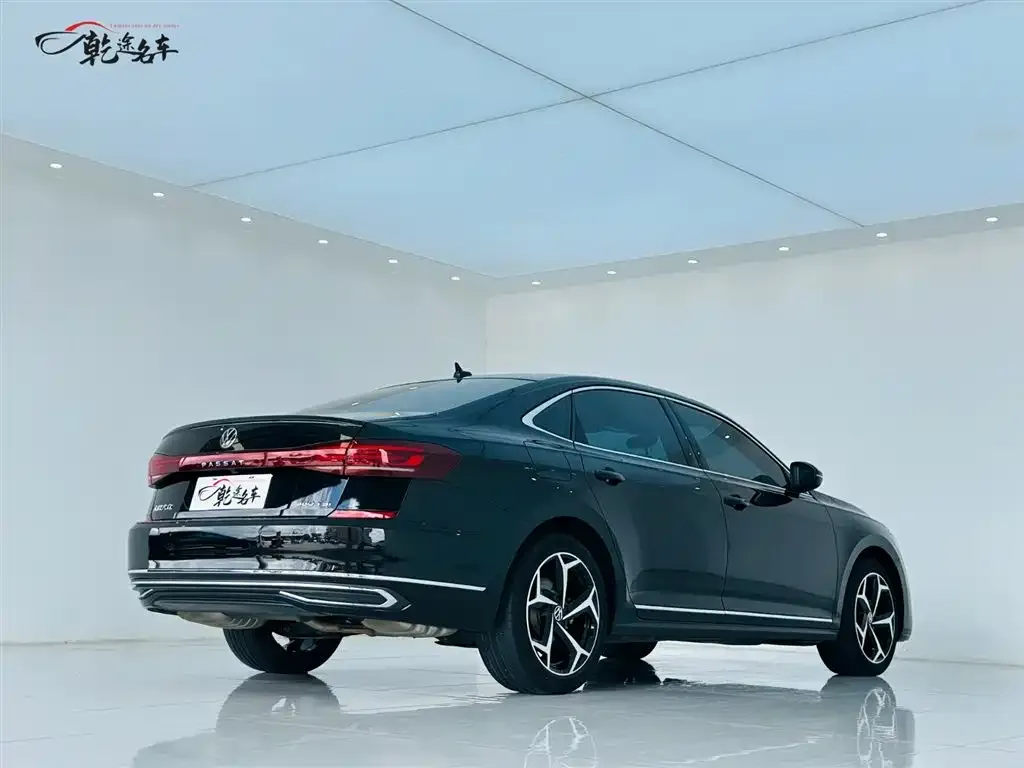 Volkswagen Passat — фото 7
