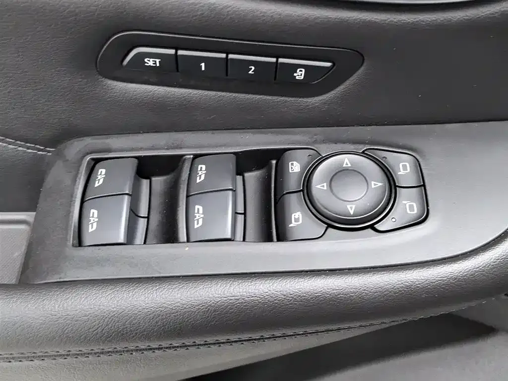 Buick Enclave — фото 9