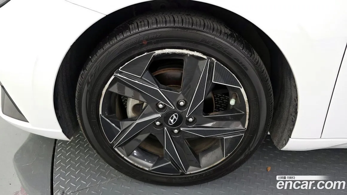 Hyundai AVANTE — фото 5