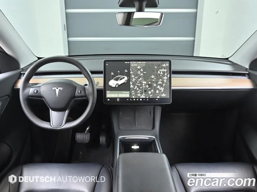 Tesla Model Y — фото 7