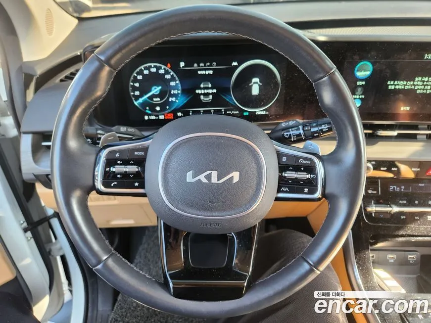 Kia Carnival — фото 10