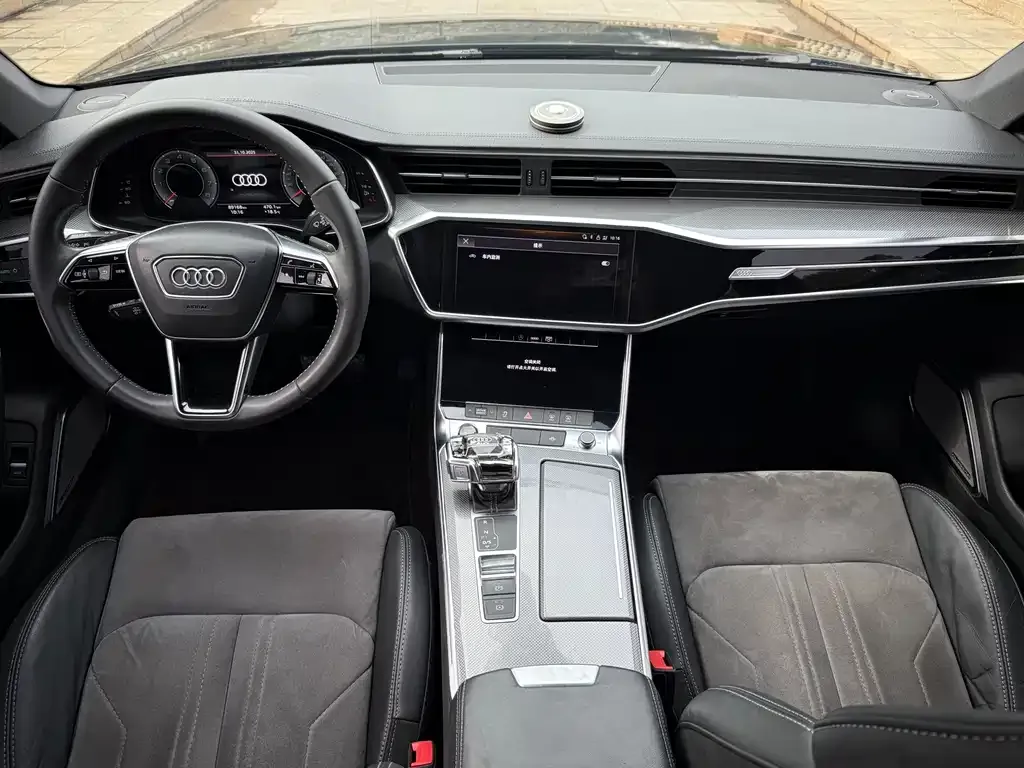 Audi A6L — фото 6