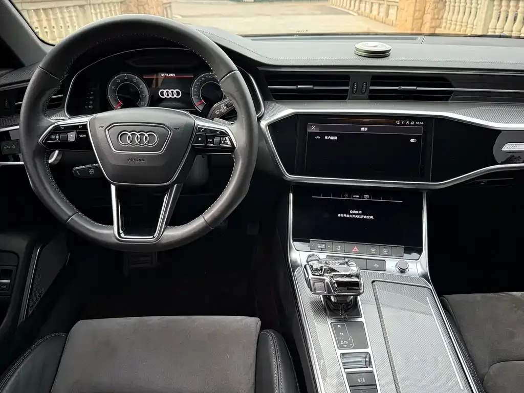 Audi A6L — фото 8