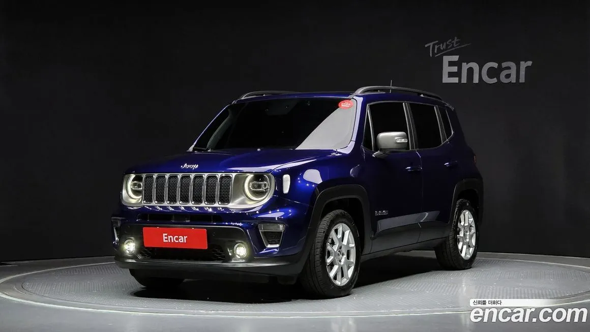 Jeep Renegade — фото 1