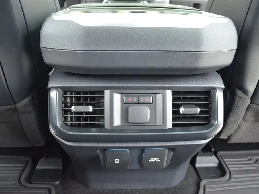Ford F-150 Raptor — фото 10