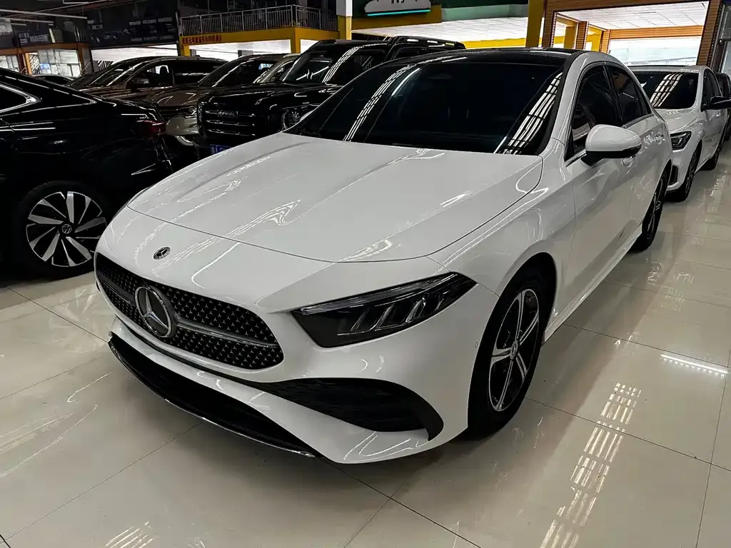 Mercedes-Benz A-Class — фото 1