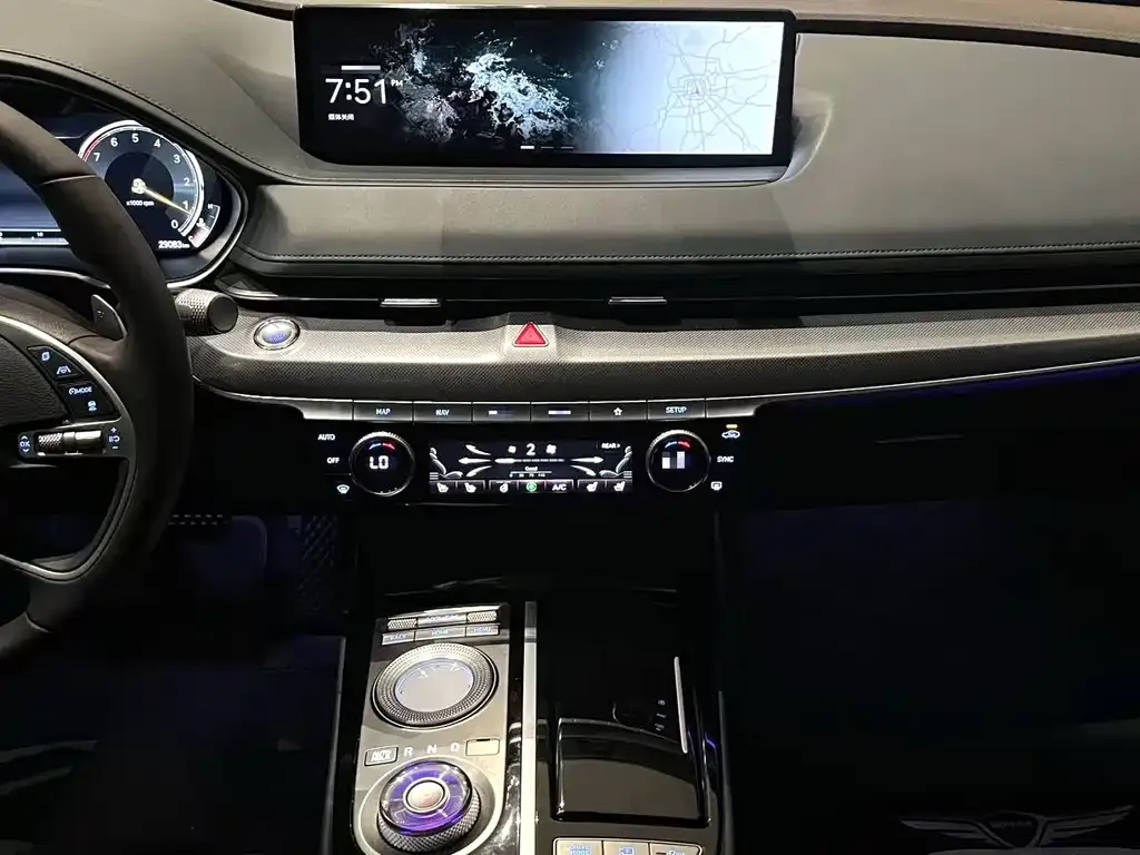 Genesis G80 — фото 9