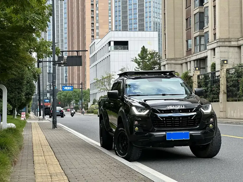 Isuzu D-MAX — фото 3