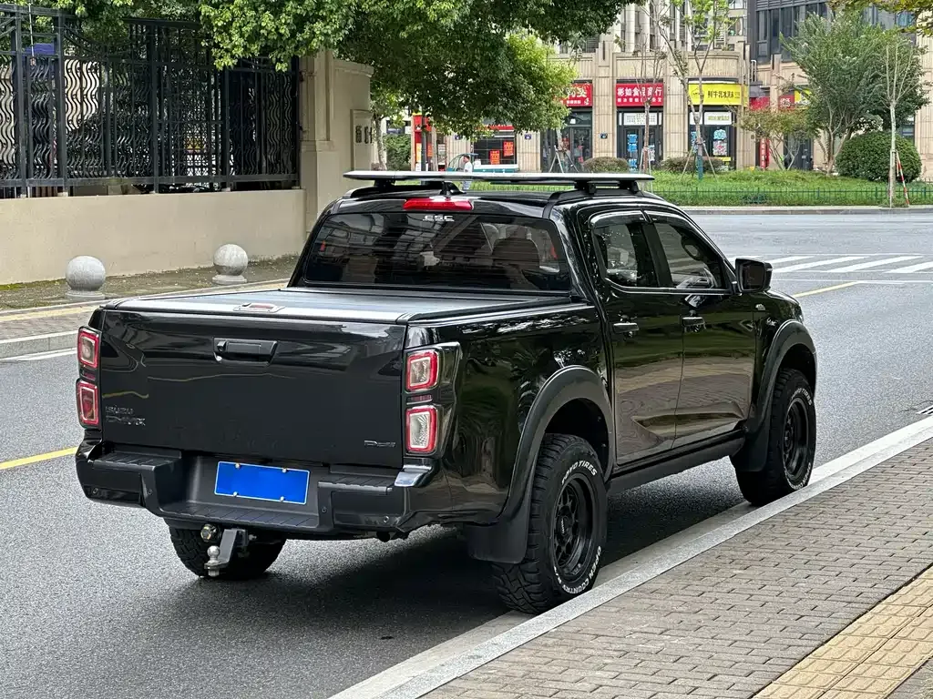 Isuzu D-MAX — фото 4