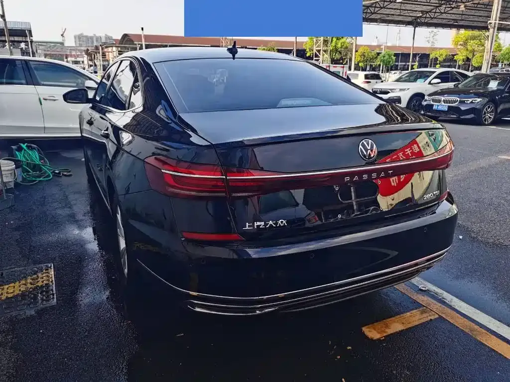 Volkswagen Passat — фото 4