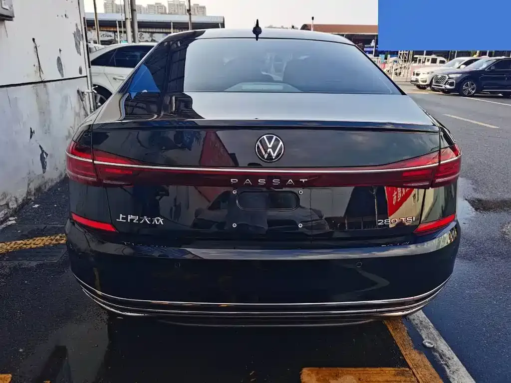 Volkswagen Passat — фото 5