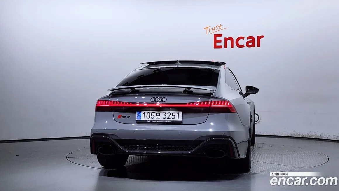 Audi RS7 — фото 4