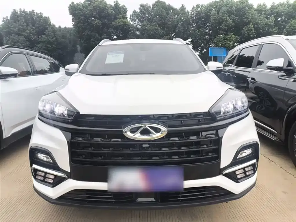 Chery Tiggo 8 — фото 3