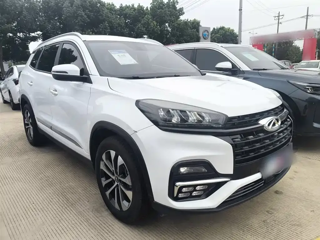 Chery Tiggo 8 — фото 4