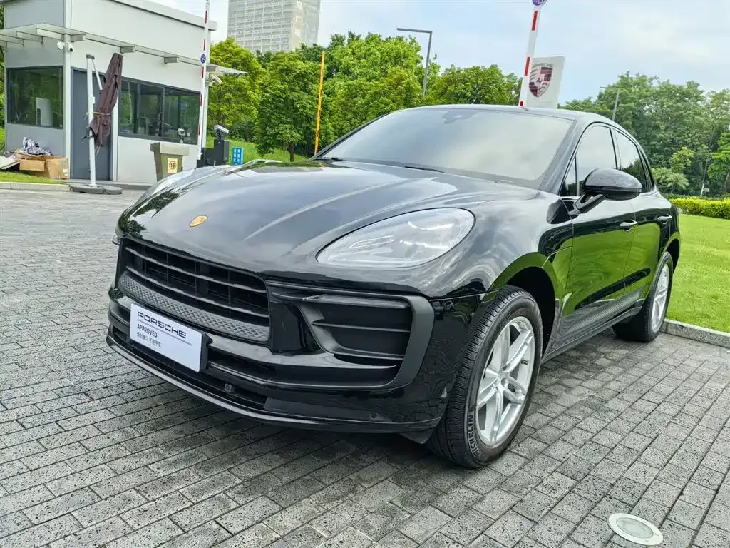 Porsche Macan — фото 1