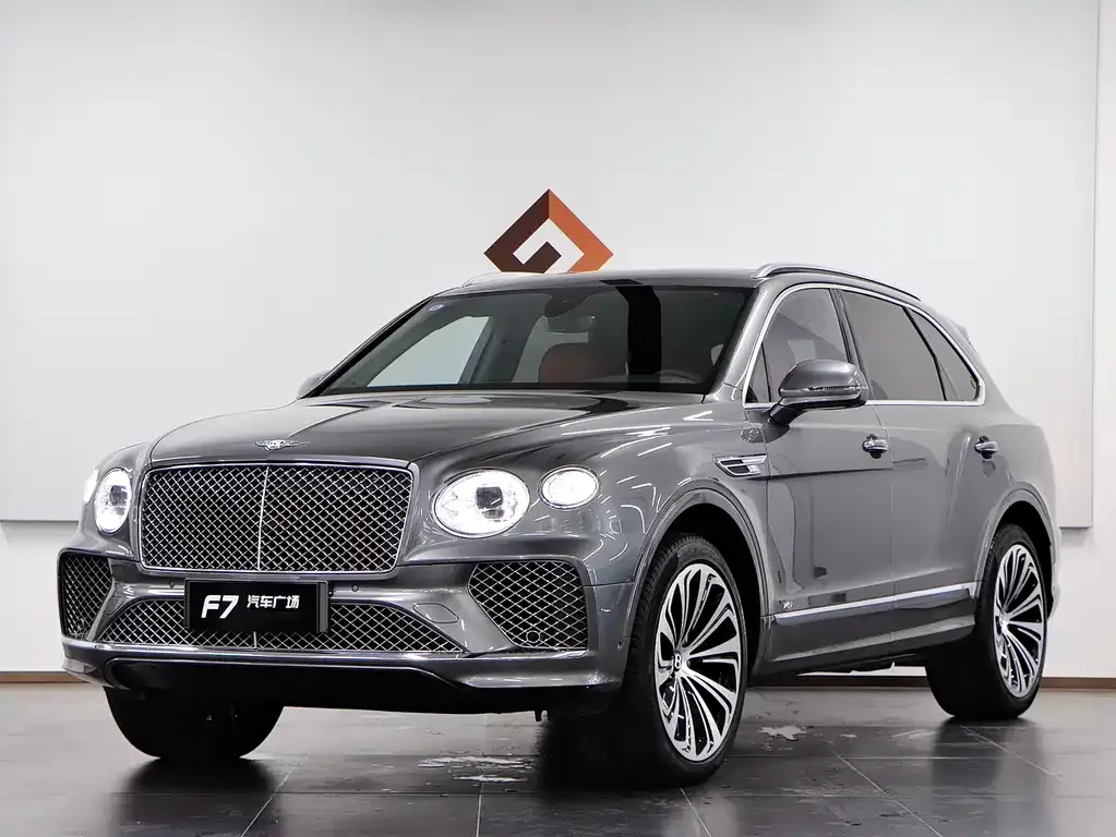 Bentley Bentayga — фото 1