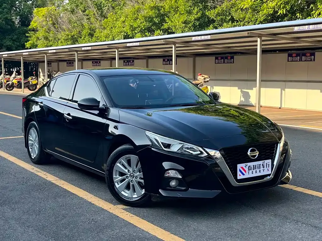 Nissan Teana — фото 3