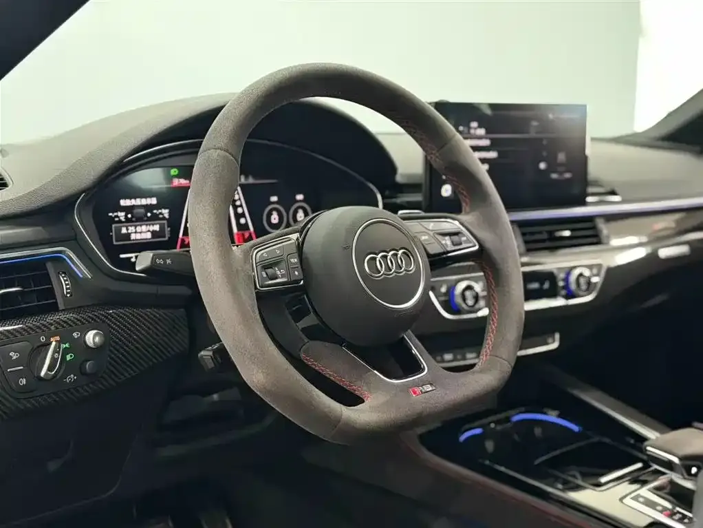 Audi RS 5 — фото 7