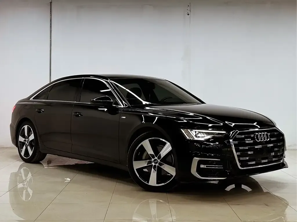 Audi A6L — фото 8