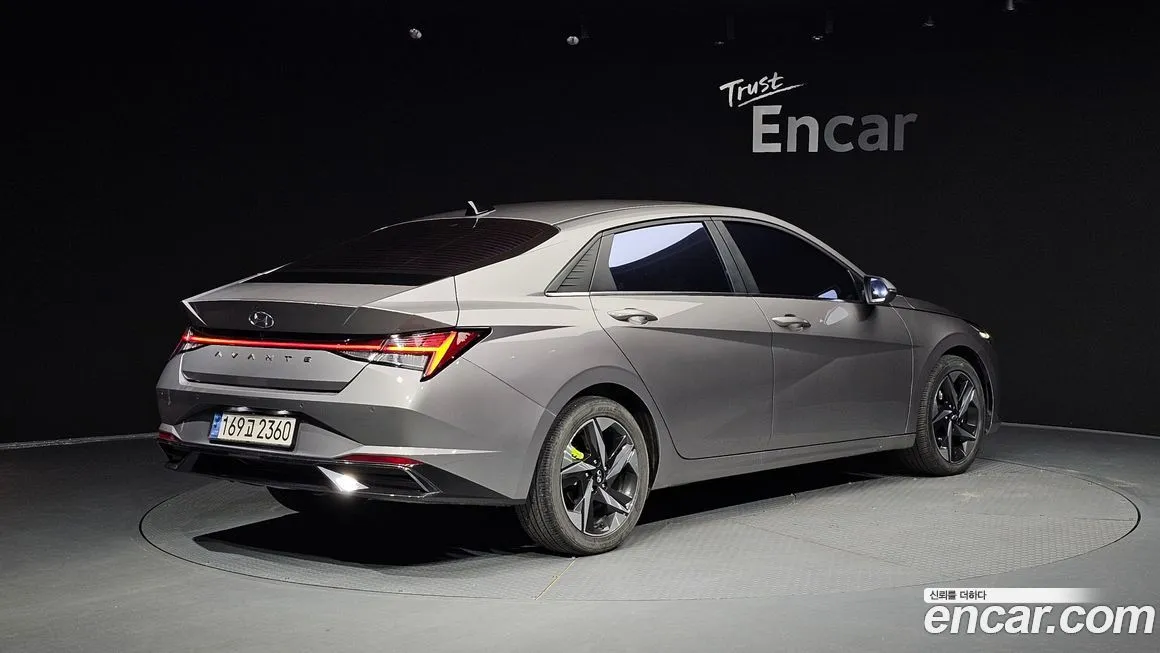 Hyundai AVANTE — фото 2