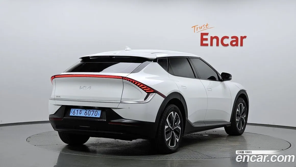 Kia EV6 — фото 2